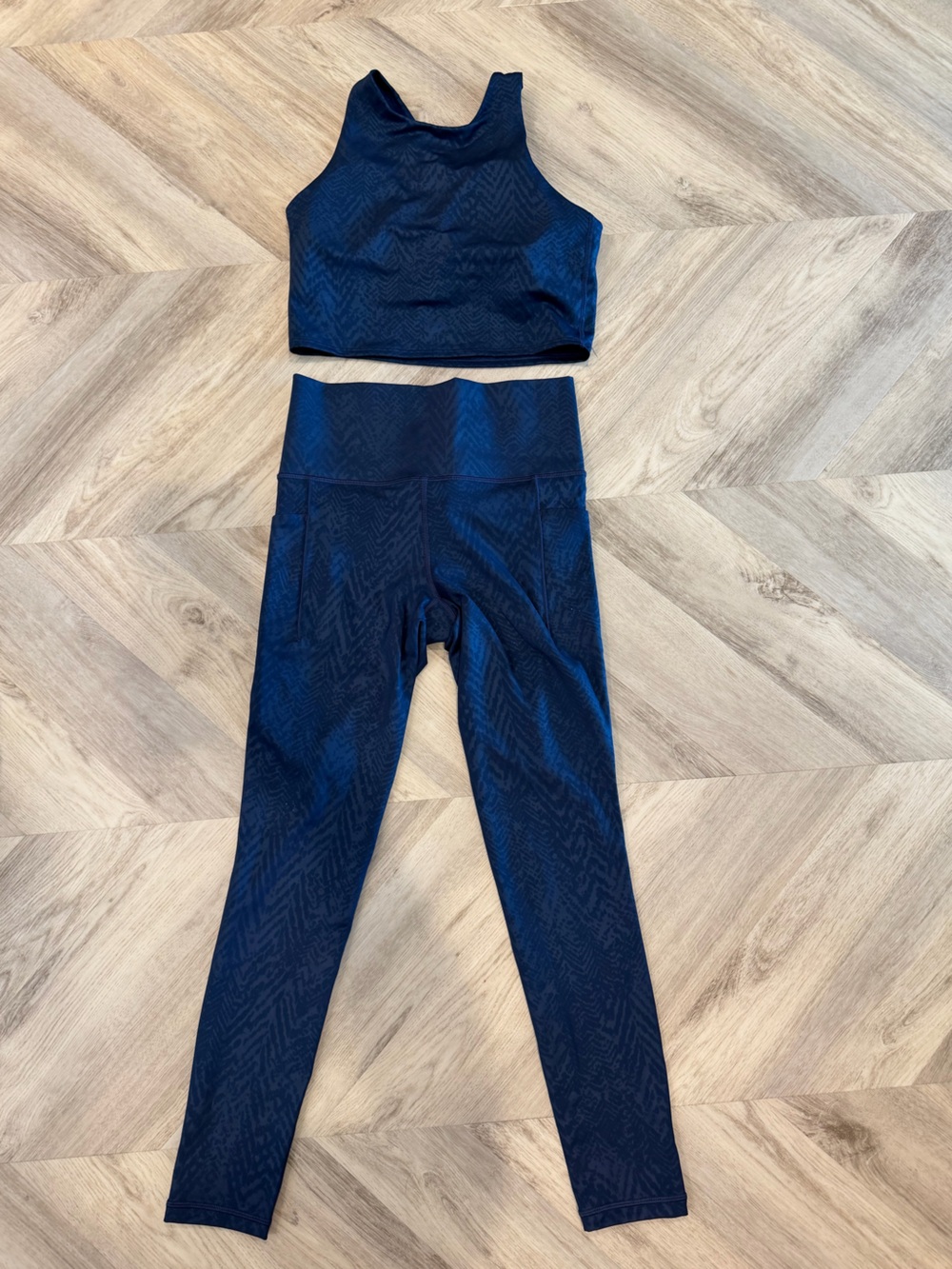 Athleta Navy Tonal Print Sports Bra & Leggings Set
